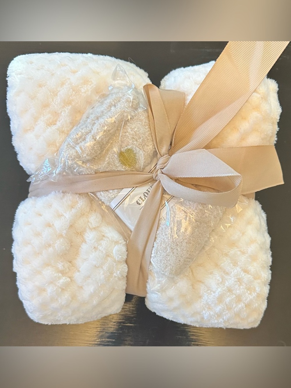 Cozy Plush Throw Blanket - Cream and socks gift set.